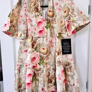 TUCKERNUCK Sun Faded Floral Crawford Dress NWT Size Medium